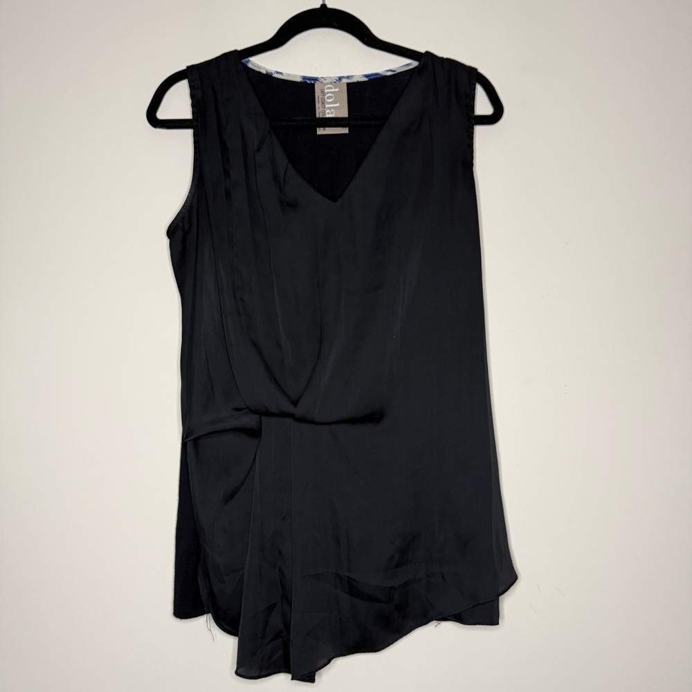 ANTHRO DOLAN Lakota Businesscore Careerwear Satin Pleated Tucked Look Tunic Tank